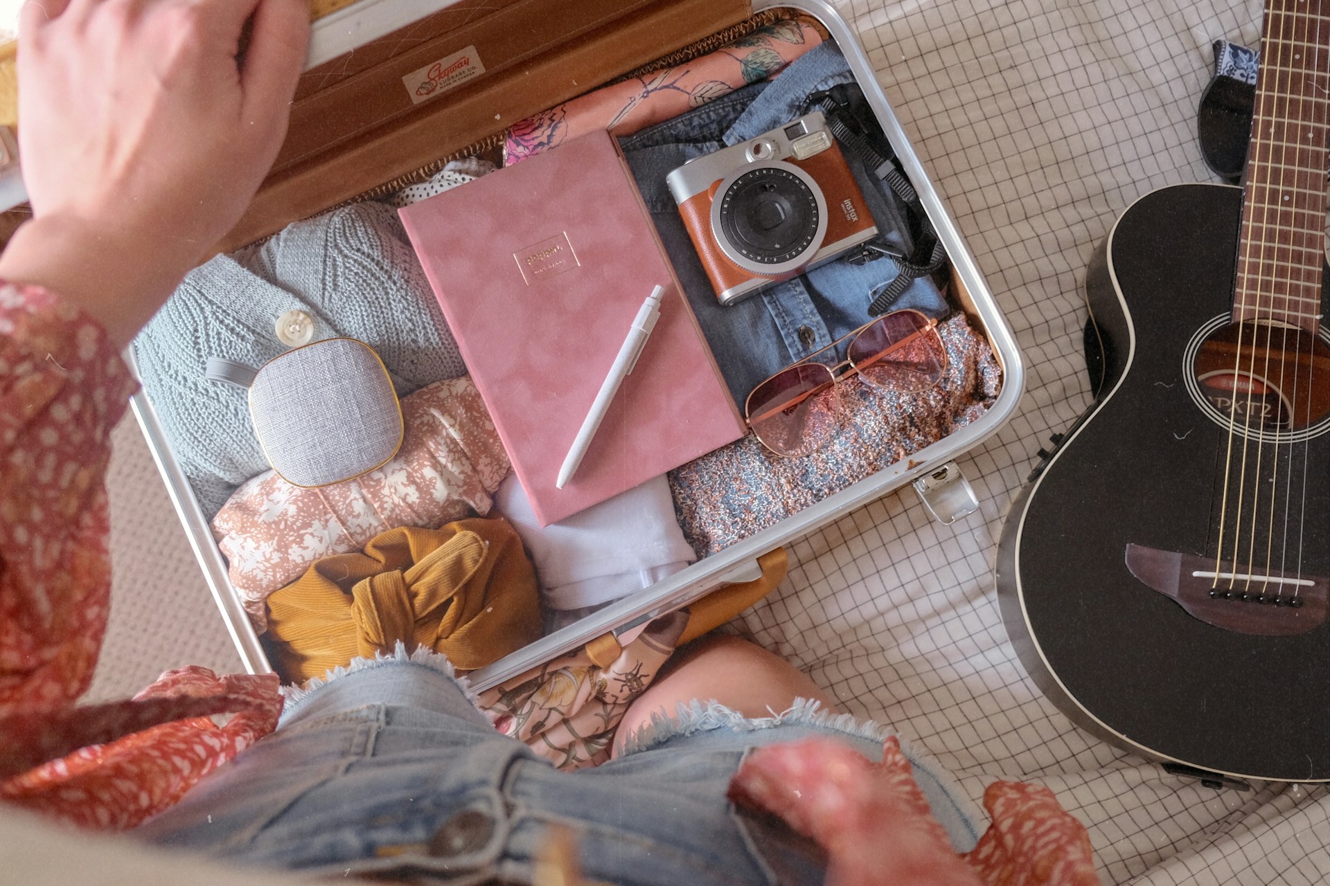 Family Travel Made Easy: Kid-Friendly Destinations and Packing Hacks hero image